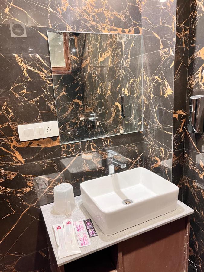 Hotel Victory شيملا المظهر الخارجي الصورة