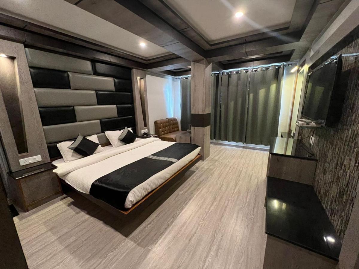 Hotel Victory شيملا المظهر الخارجي الصورة
